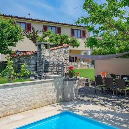Greis Holiday home